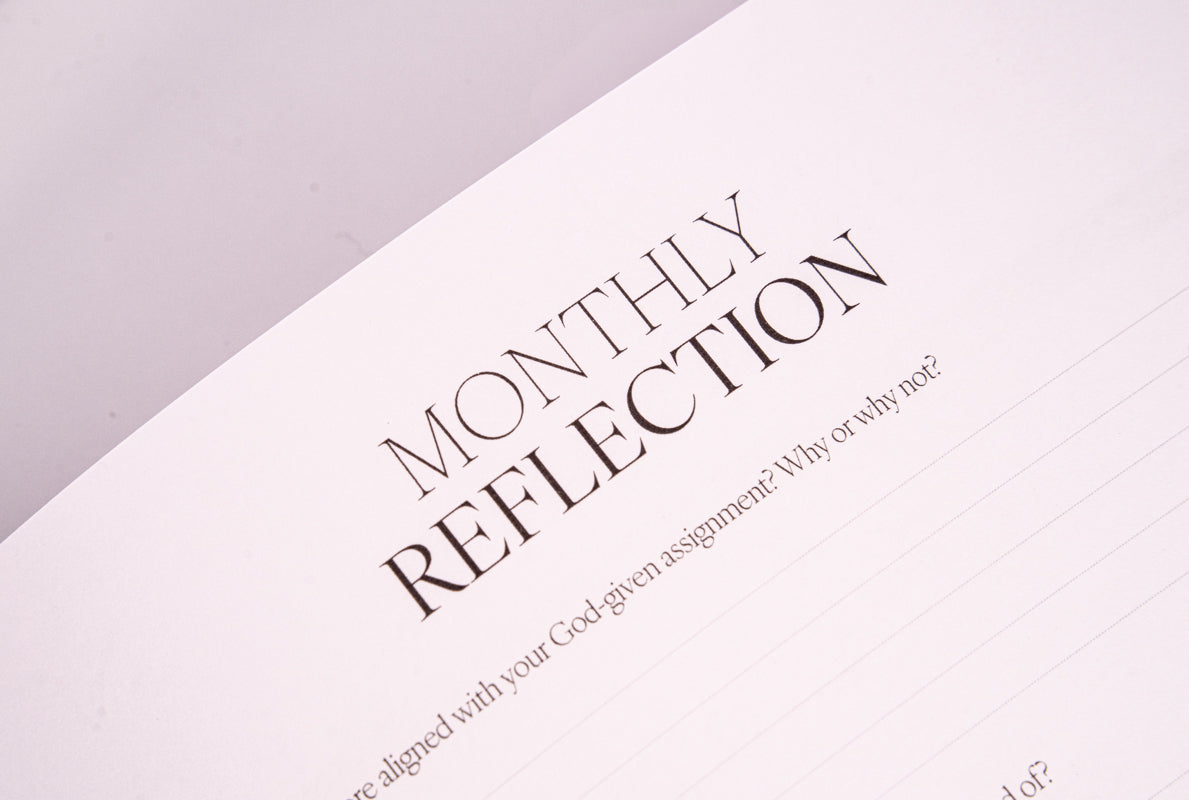 2026 Black Linen Lay-Flat Restored Planner